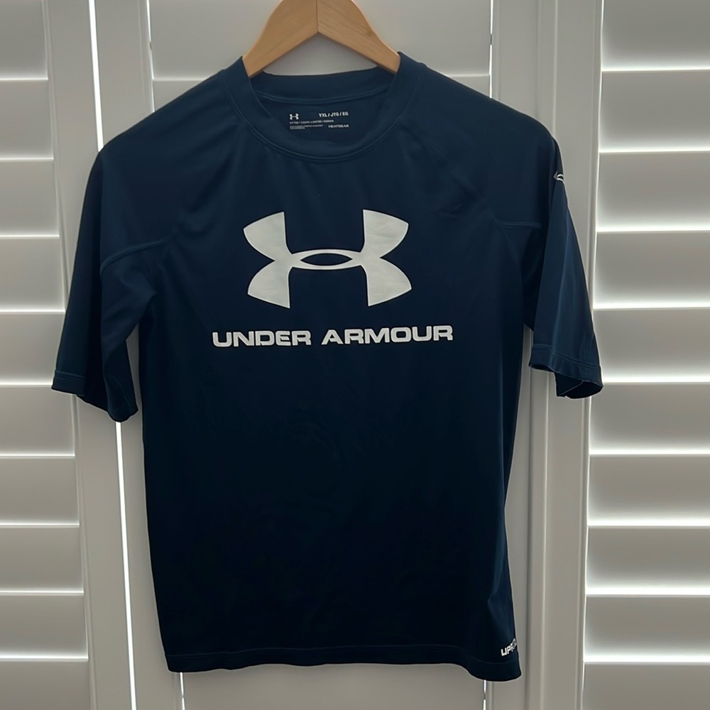 Boys Under Armour Heat Gear SPF 50 Shirt